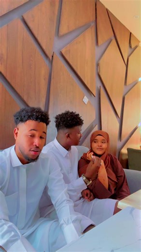 Bahdil Intana Iku Filan: Momen Lucu Bersama Taroore