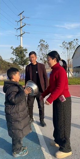 Why is it different here with me#Parent-child time#Laugh every time you watch it#Funny