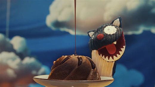 Oven gloves sing iconic film soundtrack in Morrisons' 2024 Christmas ad