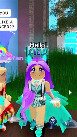 Exploring Old Royale High Lobbies on Roblox