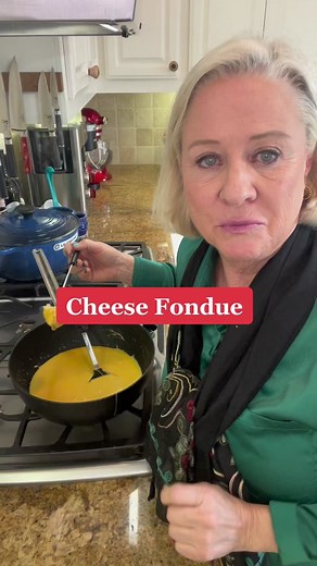 Homemade Cheese Fondue Recipe (Melting Pot Inspired!)