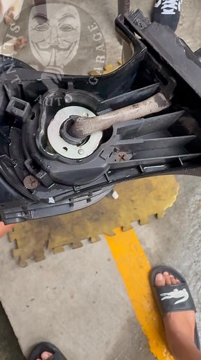 ⭕️ Vios 2016 ➡️ Vios Orig Side Mirror Light ➡️ Vios Orig Fold Motor with Manual Switch ➡️ Vios Orig Fold Motor Bracket and Spacers ➡️ Autofold/unfold On Lock/Unlock 💯 Perfect Cut 💯 Clean Wirings 💯 Perfectly Installed 💯 No Visible Wires 📧 Please Send us Message for More Info and Pricing 🗺️ Google Map/Waze : SilentAutoGarageMakati 🅿️ 3578 Sandico St Brgy Tejeros Makati City (New Shop) Please Take the route JP Rizal then Right Turn to Sandico St.( Black Sliding Gate ) 🏠 Home Service are Ava