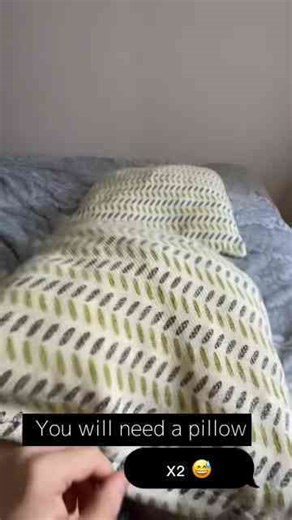 Creative pillow selfie ideas you can do at home