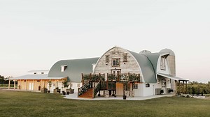 Stone Hill Farm | Wedding Venues | Cost, Reviews & Photos | Zola