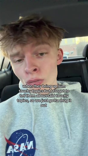 yeahhhhh probably should’ve mentioned that 💀. #fypシ #viral #relatable #funny #gulp