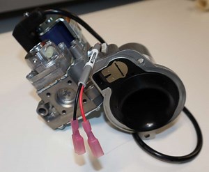 A.O. Smith 100113148 Gas Control Valve and Venturi Assembly