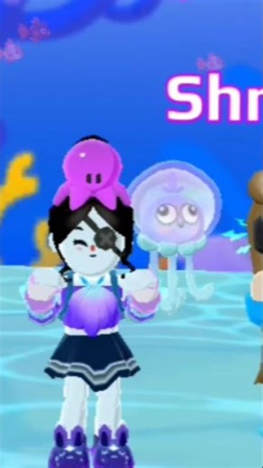 Me doing this trend with my sister 🤗