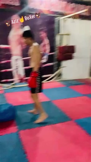 Aziz BoXeR ☝️🦅 #foryoupage #boxer