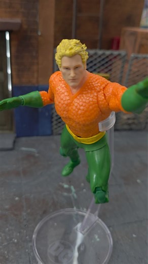 DC Multiverse Mcfarlane Aquaman (DC Classics) Posing #mcfarlanetoys #figures #actionfigures #toys