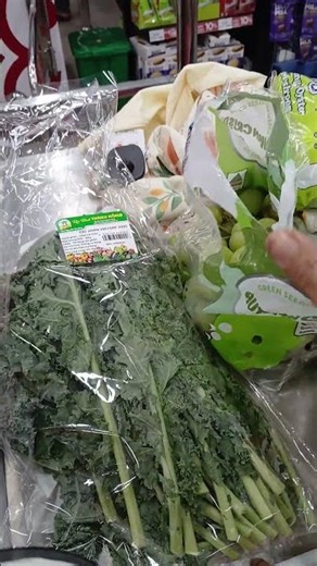 @going to the supermarket to buy discounted items #nguyengocong #sharinglifeeveryday #youtubetrends