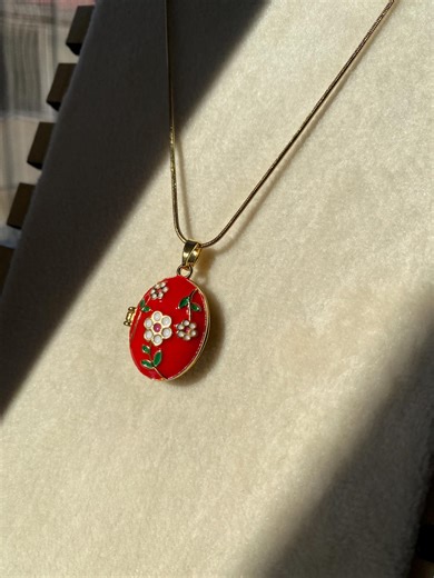 Red Enamel Flower Locket Necklace: Gold Oval Keepsake Pendant - Etsy
