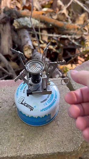 The new Bushcraft Coffee Company steeping bags are great for that quick cup of coffee outside!! #coffeelovers #coffeetime #bushcraftcoffee #skills2survive | Skills 2 Survive