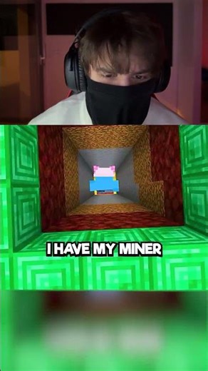 Můj svět je naprosto normální... by AxohMC