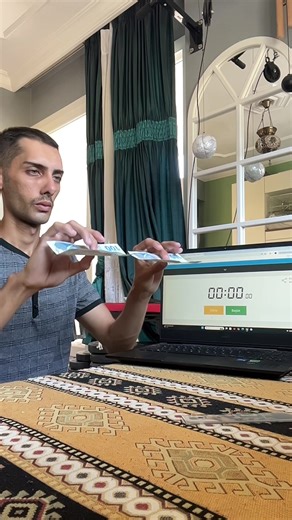 2 paper money to defy time.. ⏳ 00:00:04 milliseconds 😱 #fyp #best #trick #speed #matrix #codemtc #kenlee🐉 #glitch #saitama #viral #fast #anime #LIVE