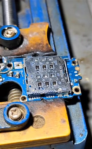 4.2K views · 53 reactions | How To Repair Motorola G85 SIM Card Repair  | Tech Toyoub | Facebook