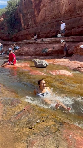 4.8K views · 194 reactions | Nos encantó !!!!!! #sliderock #sliderockstatepark #nature #naturelover #arizona #arizonatrip #arizona_landscapes #summer #roadtrip #usaroadtrip #viajeencarretera #summertime #summertripwithkids #vacaciones #vacation #vacay | Gabby Cornelio | Facebook