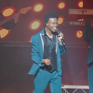 Immerse yourself in the soulful sounds of legendary artists, as we bring the timeless hits of Motown to life on stage. 💖 | The Magic of Motown Show