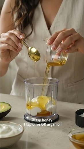 Transform dry, damaged hair into silky soft locks with this nourishing DIY Avocado Hair Mask! 🥑✨