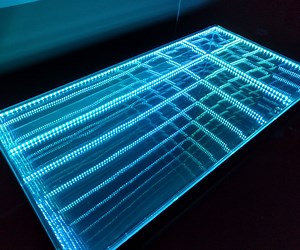 Tesseract Infinity Desk