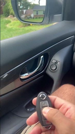 2019 Nissan Rogue key fob test after programming(not an instructional video) #nissan #keyfob