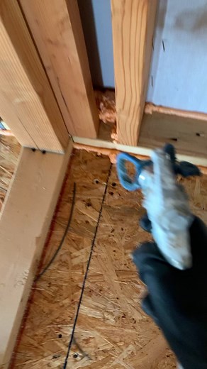 5.3M views · 8.5K reactions | #reels #instagood #KnaufInsulation #EcoSeal #work #construction #painting #graco #gaskets #drywall #insulation #Poly #seal #airtight #new #home #hvac #energyefficiency #energy #money #savemoney #blue #painter | Atictoc Polyseal Guy | Facebook