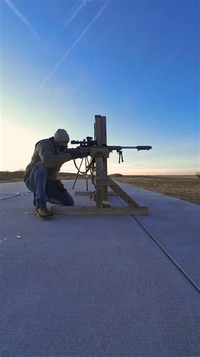 Cut the wind 🌬️🎯 #prs #boltgun #impactprecision #sniper #impact #windbreaker #military #barricade