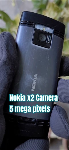 Nokia X2-00 camera 5 mega pixels 2010 Model