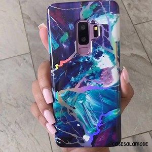 💖MAJESTIC HOLO SAMSUNG CASE💖 Now available for Samsung Galaxy S9 & S9+ ✨Glossy easy to grip material✨ Designed and Shipped from NY🌎✈️ ➡️ www.casesalamode.com/products/majestic-holo-s | CASES A LA MODE