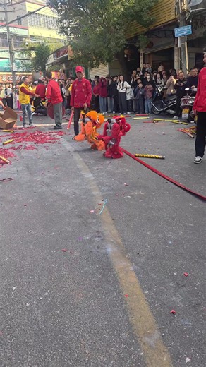 Robot Lân Sư Rồng