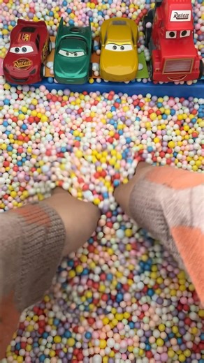 Satisfying Toys - Mini Carousel Toy #toys #satisfying #surprisetoys #carousel