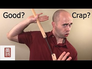 Are Nunchucks / Flails Terrible Weapons? 鏈耞棒真的不好用嗎？(Response to Shadiversity)