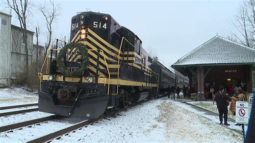Making smiles and preserving history the Steamtown holiday train rumbles through Moscow
