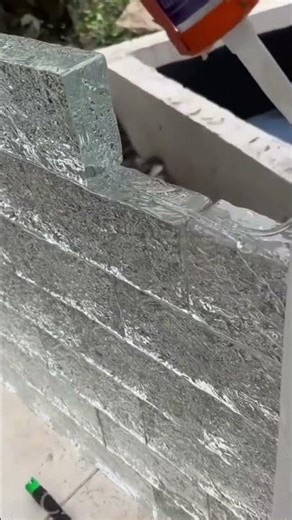 Gluing the glass bricks together to install the new glass bricks is very cool #construction #shorts