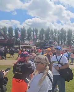 189K views · 4.1K reactions | First day at Silverstone, and these are the queues we're getting!  Who's coming for a spud? 凜 | Spud Man | Facebook