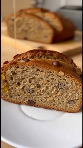 Healthy Oatmeal Banana Bread Ingredients Makes 12 slices 3 medium ripe bananas (mashed (or 4 small bananas)) 1/2 cup raisins 1 cup old fashioned oats (or quick-cooking oats) 2 large eggs 1 cup oat flour (or whole wheat flour) 1 1/2 tsp baking powder 2/3 cup pure honey (or maple syrup) 1/2 cup chocolate chips 1/3 cup of coconut oil (melted but not hot) 1/2 tsp baking soda 1/2 tsp salt | Healthy Recipe Daily