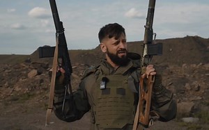 未闻其声以夺其命，出厂自带消声器的VSS狙击步枪