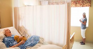 Human Rights Watch Wins Award for Nursing Home Study