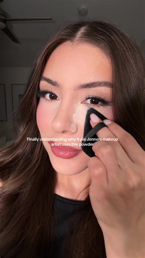 Flawless Makeup Base with Brightening Powder