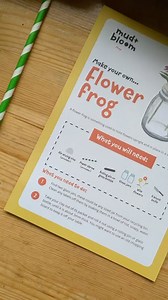 Make a flower frog 🌸🌿🌼 This is one of the activities in our May box. A flower frog is something used to hold flowers upright in a vase. You can order a May box here: www.mudandbloom.com/subscribe You can get 10% off your first month-to-month single or sibling box using the code FIRSTBOX10 This lovely reel was shared by @snapshotsbyjenny #naturecraftsforkids #springcraftsforkids #outdoorlearning #montessori #steinereducation #mudandbloom #forestschool | Mud & Bloom