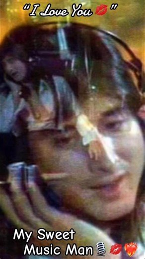 Mr. Steve Perry with Journey🎙️ #steveperryjourney #TheVoice #thesilverfox #sweetandsimple #perryon #mylove💋 | Linda Parrotta