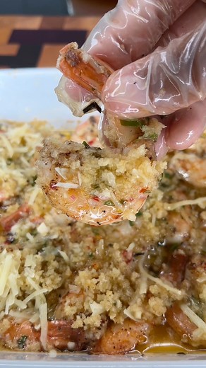 17K views · 228 reactions | Easy Oven-Baked Shrimp Scampi. Recipe in comments. #shrimp #ShrimpScampi #garlicbuttershrimp #shrimprecipes #seafood #seafoodlovers #easyrecipes #easymeals #easydinner #dinner #bakedshrimp | Cookingwithkiana | Facebook