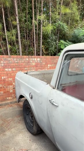 965 reactions · 18 comments | Scout half-cabs never get the love they deserve. Agree or disagree? Looking to repair, restore, or purchase a Scout? Please visit our website for details, or email: Beverly@thescoutman.com #scout800 #scoutii #truckrestoration #vintage4x4 #ihscout #internationalscout #internationalharvester | The Scoutman | Facebook