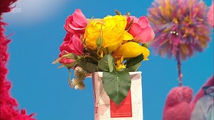 Kaum zu glauben, Elmo kann auch ohne Zauberstab zaubern. #zauberei #elmo #NDR | Sesamstraße