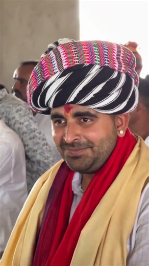 Ravsa Bhati❤️😍#newsong#song#ravindrasinghbhati#ravsabhati#rajasthani#rajasthan#trending#viralvideos