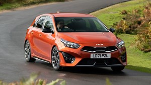 Kia Ceed review – a simple but effective family hatchback | Carbuyer