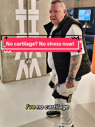 From no cartilage to a new pair of knees without an operation. 🦾 The bionic legs reduces knee stress by30% and increase leg strength by 40%. This is truly life changing for someone who's no cartilage or chronical knee stress. ✅ With the exoskeleton, we can finally walk longer and easier every day. 🎉