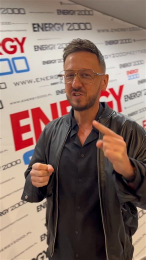 Specjalna zapowiedź od samego C-BooLa! 🔥 Już w tę sobotę wracamy do najlepszych klubowych czasów z serią 𝐖𝐈𝐍𝐘𝐋𝐎𝐖𝐄 𝐊𝐋𝐀𝐒𝐘𝐊𝐈 w Energy 2000 Katowice! 🎶 Stare dobre hity, klimat sprzed lat i on – jeden z największych w historii polskiej sceny klubowej! Nie możecie tego przegapić! 🙌 👉 C-BOOL ★ WINYLOWE KLASYKI ★ LIVE MIX | Energy 2000 Katowice