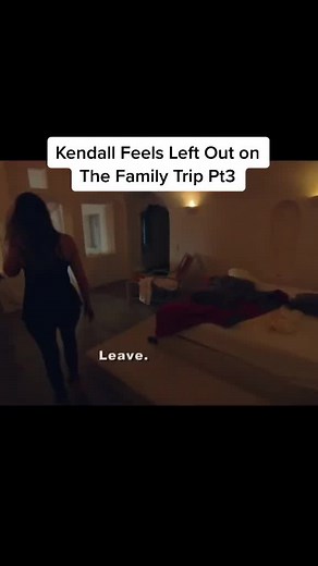 ‏so sad 😭 #kendalljenner #khloekardashian #cry #girl #foryou