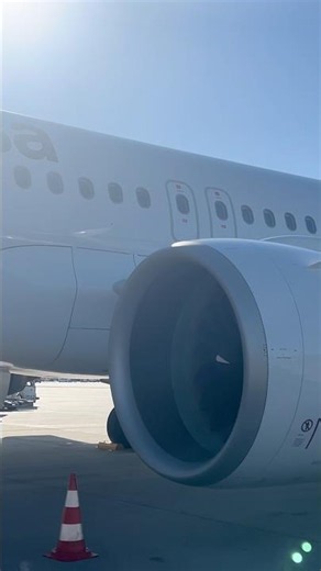 Lufthansa A320neo on ramp at Frankfurt airport