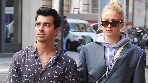 10 annoying comments tall girls with short boyfriends are tired of hearing